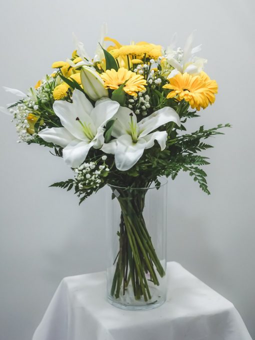 ramo de flores 'verano' en amarillo y blanco