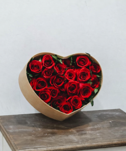 Alternative view of Caja corazón rosas rojas